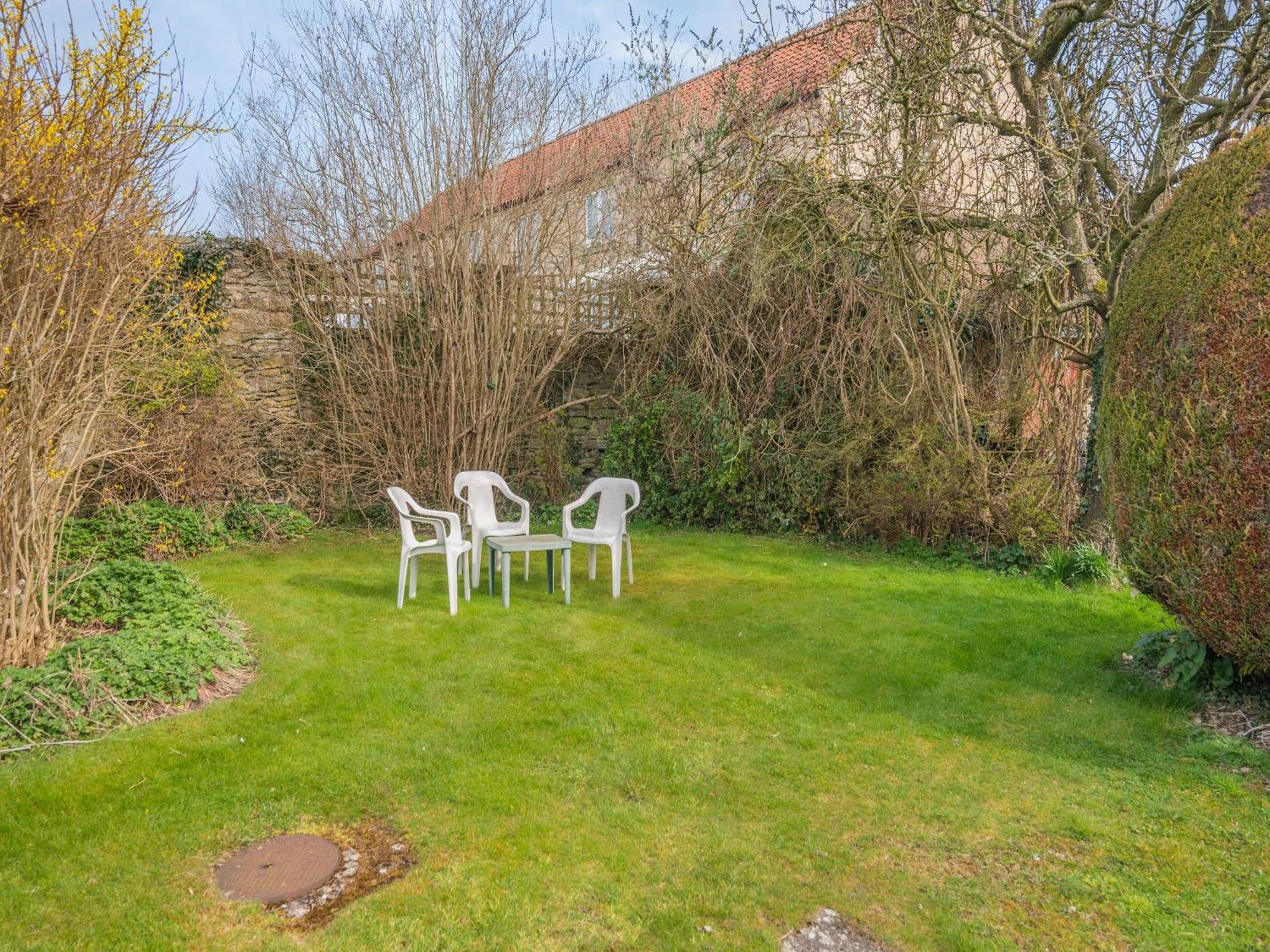 Pear Tree Farm Cottages - Rchm38 Ebberston Bagian luar foto